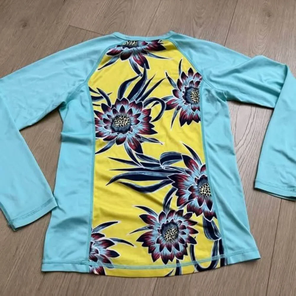Patagonia Long Sleeve Rash Guard size large 12 youth kids